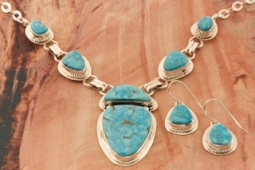 Genuine Kingman Blue Turquoise Necklace and Earrings Set